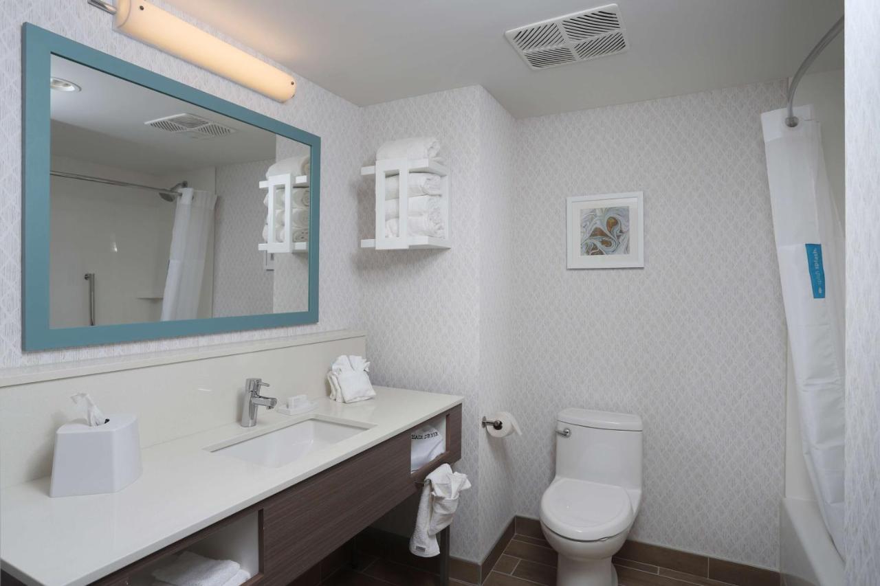 Hampton Inn & Suites Manistee, Mi Esterno foto